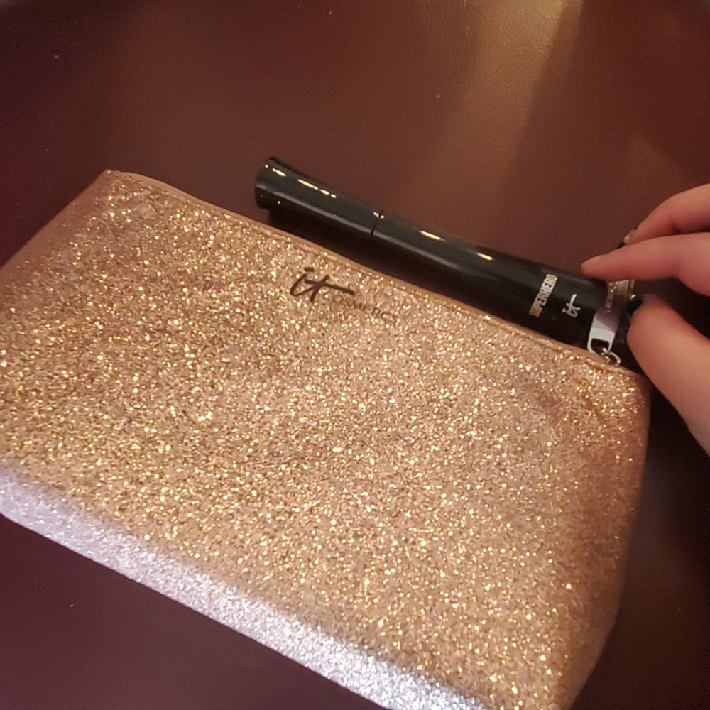 IT Cosmetics Superhero Mascara